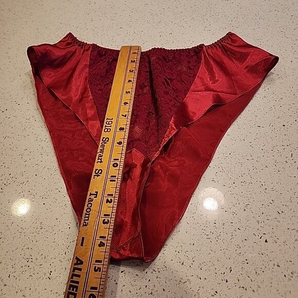 Vintage Victorias Secret Women's Size M Satin Cami High Short Set Gold Label Red - Picture 7 of 9